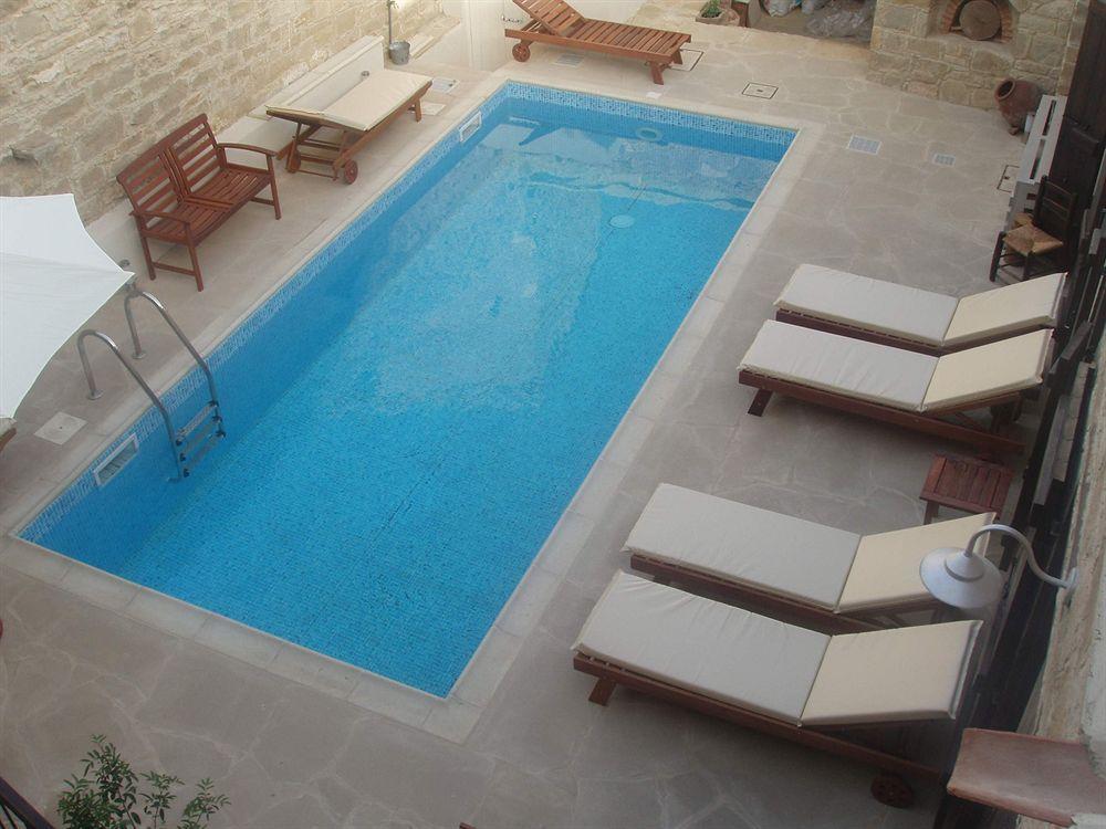 Niovi House Apartment ตอคนี ภายนอก รูปภาพ