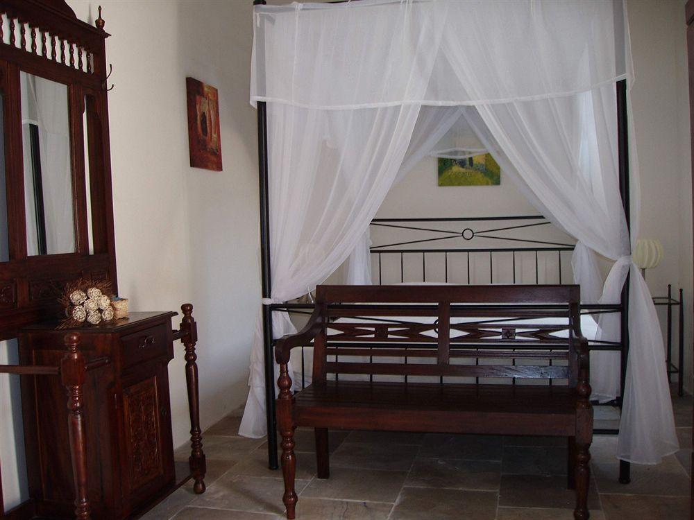 Niovi House Apartment ตอคนี ภายนอก รูปภาพ